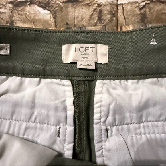 LOFT Green Cotton Stretch Bermuda Roll Shorts - Picture 3 of 4